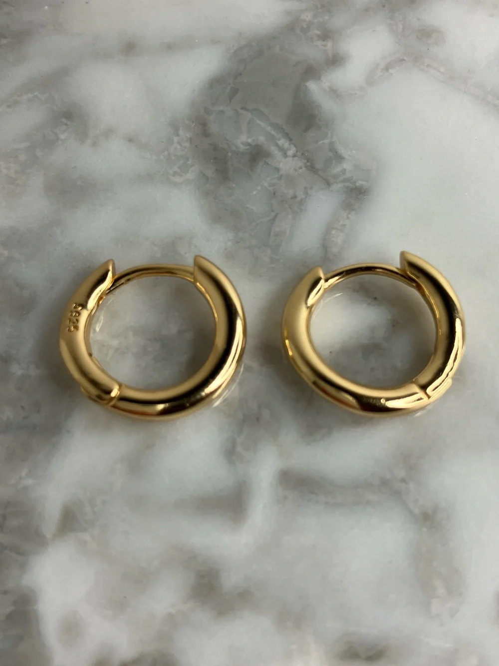 Large Round Wave Chunky Hoop Earrings | 14K Gold Plated 12mm